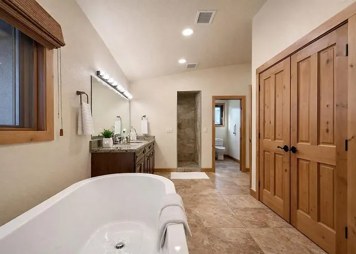 Bluejay-getaway Luxury In